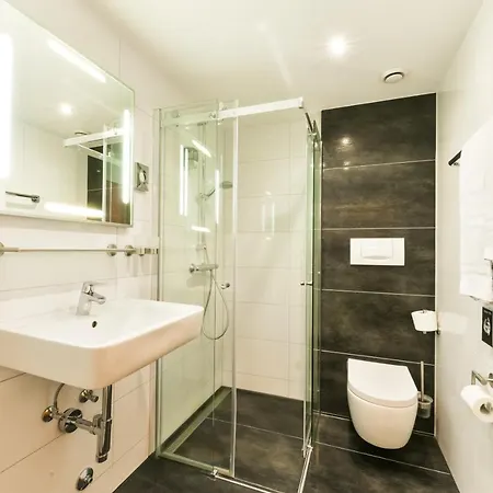 City Hotel Heilbronn 3*