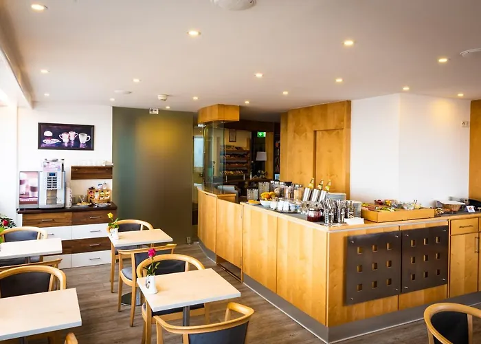 City Hotel Heilbronn היילברון